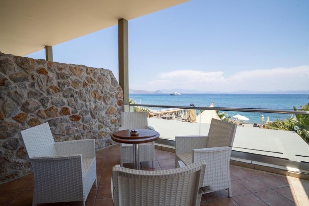 Jacksons Sea View Living Hotel Kosz Kültér fotó